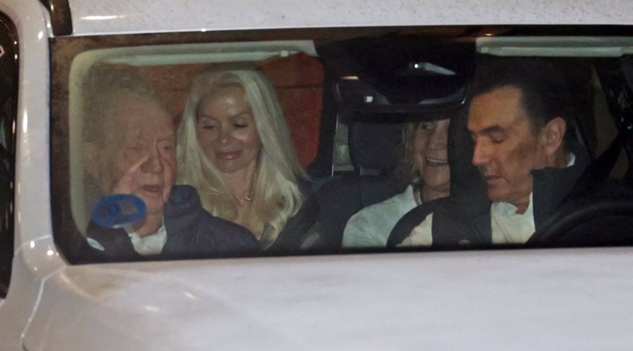 La Infanta Elena viaja hasta Sanxenxo para reencontrarse con su padre