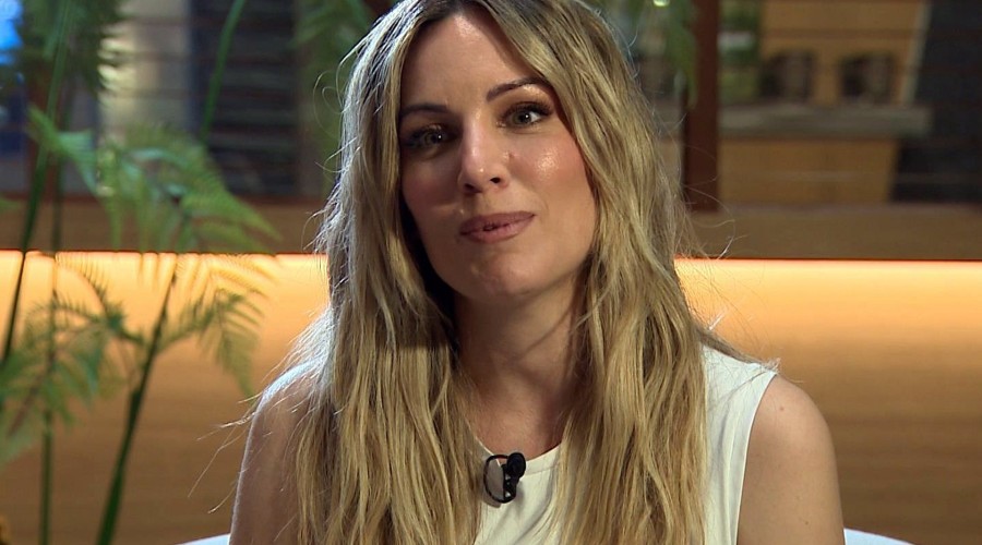 Edurne estrena nuevo single y celebra que cumple 18 años en la música