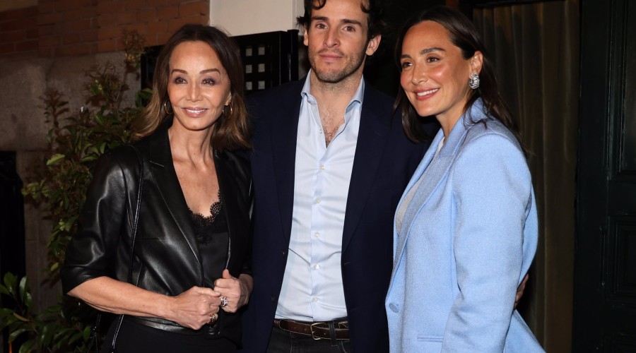 Isabel Preysler, la invitada estrella en la inauguración del nuevo restaurante de Íñigo Onieva