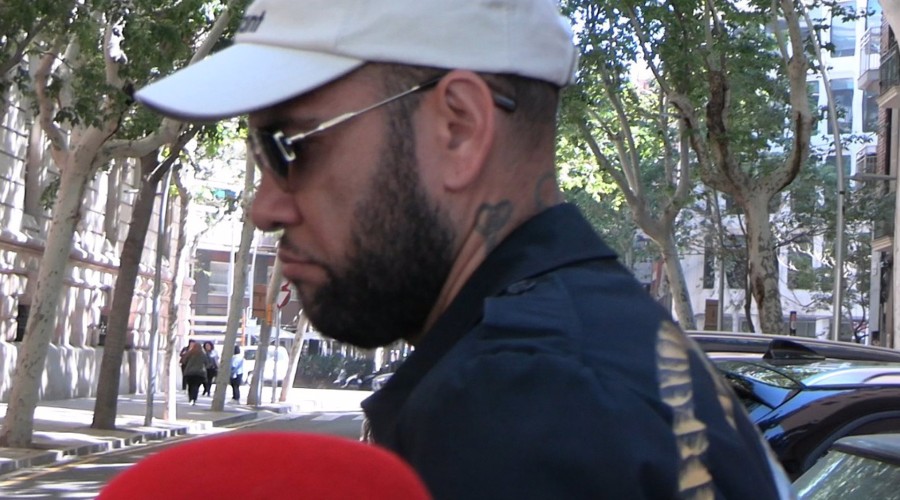 Joana Sanz celebra su cumpleaños con el amor de su vida: Dani Alves