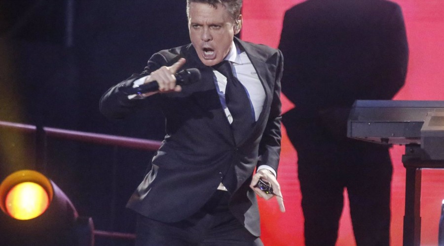 Luis Miguel pone el broche de oro a un fin de semana único desatando la locura en Sevilla